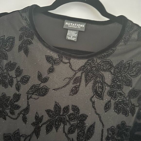 Velvet Top Long Sleeve Size M Notations - Picture 3 of 5